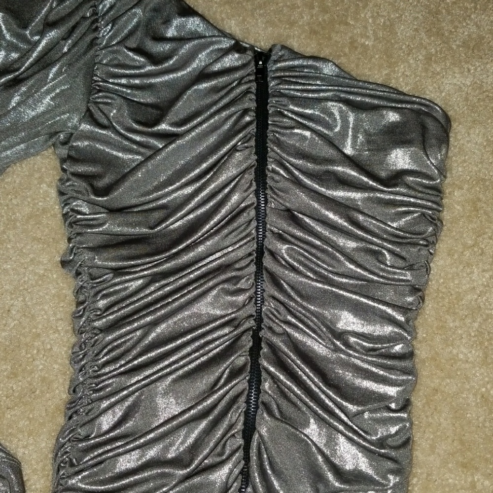 Dress - Picture 4 of 4